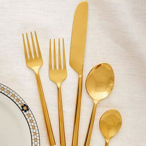 Collection de couverts écologiques favorisant des partenariats commerciaux durables et une approvisionnement mondial responsable - Product Image 1