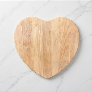 Tabla de Cortar de Madera con Forma de Corazón Minimalista, Tabla de Cortar Duradera de Madera Natural para Preparación de Alimentos - Product Image 1