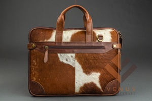 Maletín de Cuero 100% Genuino, Bolso de Mensajero para Portátil, Bolso de Mano Vintage, Bolsos de Portátil Suaves Hechos en India, Bolsos de Portátil con Estampado de Piel de Vaca - Product Image 2