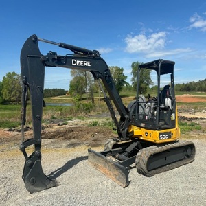 Mini-excavatrice John Deere 50G d'occasion, moteur, pompe, boîte de vitesses, roulement, godet de 1,7 m³, puissance de 20 kW, à vendre - Product Image 2