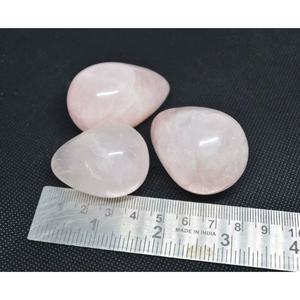 Vente en gros de pierres naturelles en cristal de quartz rose Oeuf Petite taille Reiki Roches Minéraux AGATE Pierre précieuse Rose Jade Coeur Motif Chakra - Product Image 4