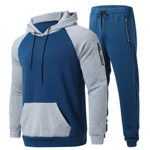 Survêtements brodés en promotion – Ensemble deux pièces à capuche pour homme, personnalisable avec logo, couleur unie, vierge, idéal pour le jogging - Product Image 1