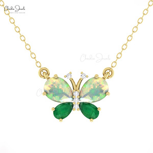 Collar con Colgante de Mariposa Chordia Jewels, Ópalo Etíope y Esmeralda de 7x5mm con Detalles de Diamantes, Estilo Romántico, Joyería para Mujer - Product Image 3