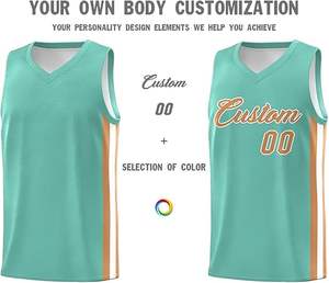 Uniforme de Baloncesto Personalizado de Alta Calidad – Camiseta y Pantalones Cortos Sublimados 100% Poliéster - Product Image 3