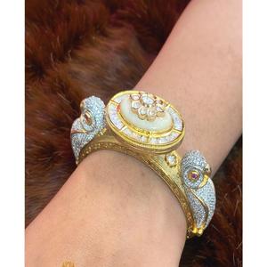 Magnifiques bracelets en moissanite plaqués or, style antique, pour occasions spéciales, lot de deux paires pour femmes et filles. - Product Image 2