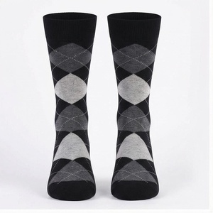 Chaussettes en tricot pour adultes, motif Argyle, noir et gris, respirantes, décontractées, saison automne - Product Image 1