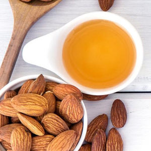 Wholesale Pure Bitter Almond <b>Oil</b> Sweet Almond <b>Oil</b> Price - Product Image 4