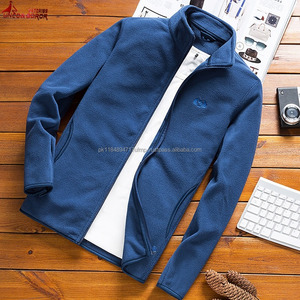 Chaqueta Acolchada de Cuero Genuino Personalizada para Hombre, Estilo Varsity Deportivo, Diseño Personalizado con Letras, Tela de Lona Impermeable - Product Image 1
