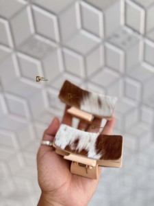 Pinzas de Pelo de Cuero Vacuno Personalizadas al por Mayor, Pinzas de Pelo Elegantes y de Lujo de Cuero Genuino para Mujer, Accesorios para el Cabello - Product Image 2