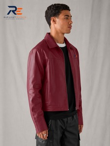 Chaqueta de cuero cómoda diseñada con material duradero y estilo moderno para uso casual y al aire libre, diseñada para brindar estilo y comodidad. - Product Image 2