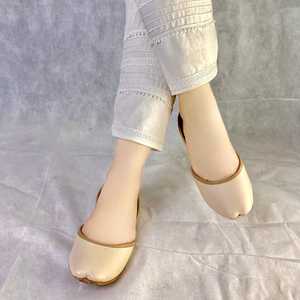 Custom Traditional Ethnic Flat Plain Blank Fancy Khussa Punjabi Jutti For Girls New Arrivals Eid Special Ladies Stylish Khussas - Product Image 1