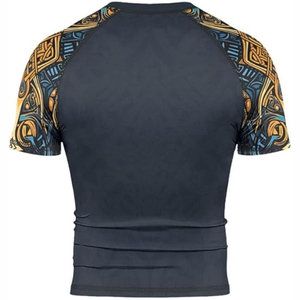 เสื้อรัดกล้ามเนื้อแขนสั้น MMA BJJ คุณภาพดีที่สุดสำหรับผู้ชาย แบบสวมกระชับ แห้งเร็ว ป้องกันรังสียูวี ลายพิมพ์แบบซับลิเมชั่น สำหรับฝึกซ้อม - Product Image 5