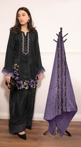 Traje de Seda Negro Bordado para Mujer con Dupatta Morado, Corte Holgado, Largo hasta el Tobillo, Estilo Tradicional Indio-Pakistaní - Product Image 3