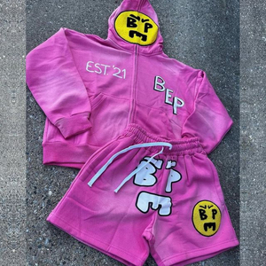 Conjunto de dos piezas unisex personalizado de algodón grueso con capucha y cremallera, pantalones cortos tipo jogger y parche bordado de aplique, chándal de felpa. - Product Image 4