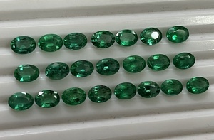 ธรรมชาติสอบเทียบ7X5มิลลิเมตรรูปไข่รูปร่างแซมเบียมรกตคุณภาพดีจำนวนมากที่มีสีเขียวสดใสสีที่ชัดเจนและเงางาม - Product Image 4