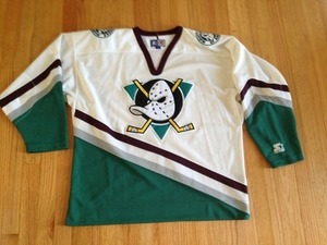 Uniformes de Hockey sobre Hielo Personalizados al por Mayor de Alta Calidad en Diferentes Estilos y Colores - Product Image 2