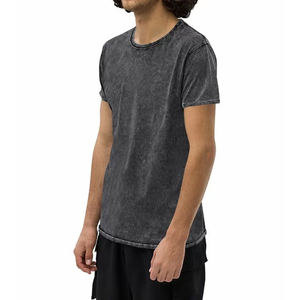 T-shirt décontracté respirant pour homme, col rond, en coton tricoté 100 %, délavé à l'acide, de bonne qualité, à prix abordable, avec logo personnalisé - Product Image 3