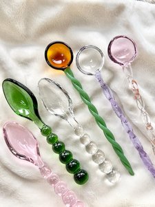 Elegante Juego de Servidores de Ensalada de Resina Color Ámbar, Cuchara y Tenedor para Servir, Vajilla para Cocina y Mesa de Comedor - Product Image 3