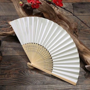 Abanico Plegable de Bambú de Diseño Personalizado Premium, Abanico Decorativo de Madera, Proveedor Mayorista - Product Image 1
