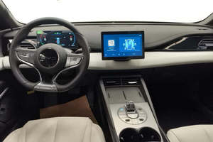 Voiture d'occasion 2024 BYD Seal 06 DM - I 1.5L 80km Édition Luxe - Product Image 6