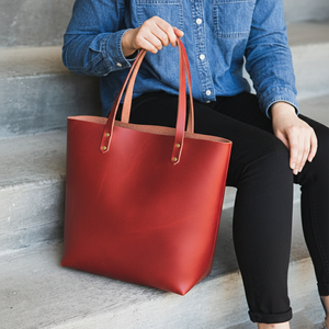 Sac fourre-tout personnalisé multicolore avec logo, sacs à main en cuir pour femmes, sac à bandoulière décontracté en cuir pour dames, en vente à prix abordable - Product Image 4