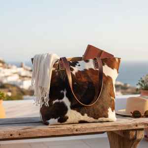 กระเป๋าโท้ทหนังแท้ปักลาย ปิดแบบเปิด สำหรับฤดูร้อนและฤดูใบไม้ร่วง ผู้หญิง  จุของได้เยอะ รุ่น LHTB-0005 ขายส่ง - Product Image 1