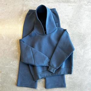 Ensemble deux pièces décontracté streetwear pour homme : sweat à capuche épais bleu poussière et pantalon de survêtement large assorti – Vente en gros OEM ODM - Product Image 1