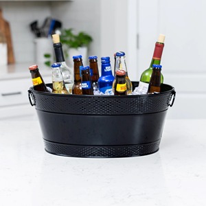 Seau à glace ovale noir mat moderne grande capacité – Bassin rafraîchisseur de boissons élégant en métal noir martelé pour vin et bière - Product Image 5