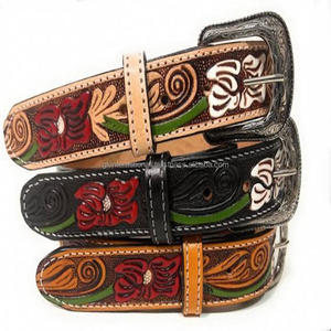 Ceinture d'outillage en cuir occidental sur mesure de qualité supérieure avec travail d'outils en relief de feuilles colorées et boucle ardillon florale élégante - Product Image 1