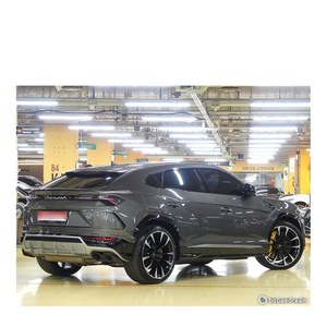 Lamborghini Urus 4.0 V8 2019, 34 171 km, boîte automatique, sièges en cuir, caméra de recul, conduite à gauche - Product Image 2