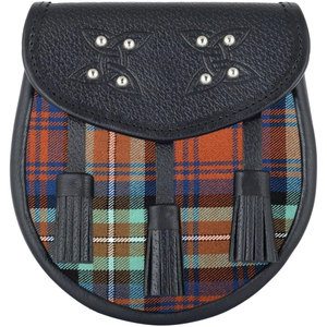 กระเป๋าหนัง Ventoria Enterprises 2026 Highland Tartan Sporran รุ่น Semi Dress พร้อมพู่ห้อยสามอัน บรรจุภัณฑ์แบบกำหนดเอง ขายดี - Product Image 1