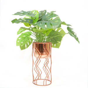 Jardinière en métal finition cuivre avec support en fil métallique à prix de gros - Product Image 2