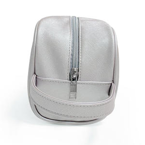 Neceser de Viaje de Piel Sintética Plateada con Logotipo Personalizado para Hombre y Mujer, Organizador de Artículos de Aseo, Impermeable, Nuevo, Bolsa de Maquillaje/Cosméticos - Product Image 4