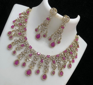 Juego de Collar y Aretes de Lujo en Latón Chapado en Oro Mate con Circonitas, para Mujeres y Niñas, Colección para Fiestas y Bodas - Product Image 5