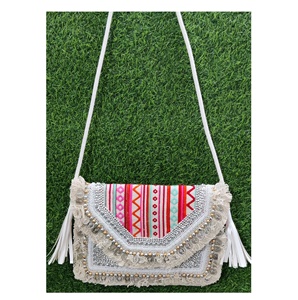Bolso de mano bohemio con cuentas de diseñador para mujer, bolso de hombro hecho a mano con cremallera bordada, estilo Hobo, bolso de compras de noche indio para fiestas - Product Image 1