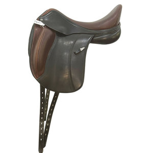 Silla de Doma Inglesa con Construcción de Cuero Genuino, Transpirable y Sostenible, Tamaños Personalizados, Estructura de Madera, Herrajes Niquelados - Product Image 5