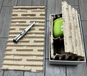Recycled Paper Shipping Packaging Material Eco Friendly Shock Resistant 3 mm Corrugated <b>Insert</b> Custom Hot Stamping Wholesale - Product Image 1