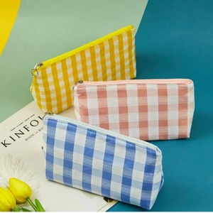 Bolsa Cosmética de Lona de Algodón Ecológica PFIVE al por Mayor, Estuche de Moda con Cremallera, Estampado de Logotipo Personalizado y Patrón de Hilo - Product Image 4