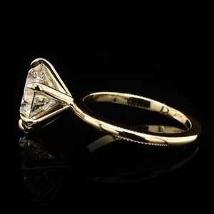 Anillo de Moissanita de 5 Quilates, Plata 925 con Baño de Oro Amarillo, Moissanita Redonda Blanca de Color D VVS, Anillo de Compromiso para Mujer - Product Image 5