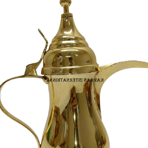 Dallah arabe en laiton poli : Cafetière traditionnelle du Moyen-Orient avec bec courbé et couvercle à finial - Product Image 2