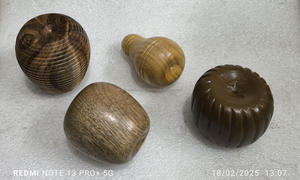 Frutas decorativas de madera de la mejor calidad, frutas decorativas de madera coloridas y vintage, peras de madera hechas a mano - Product Image 3