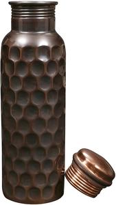 Botella de agua de cobre con superficie de panal, acabado en pátina oscura, reutilizable, a prueba de fugas, para el hogar, viajes y oficina. - Product Image 3