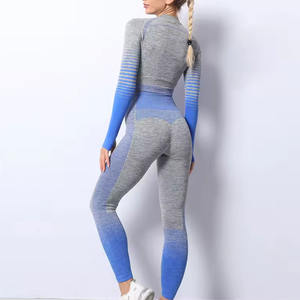 Ensemble de sport sans couture à manches longues avec empiècements en mesh respirant et crop top à trous pour les pouces, pour la gym, la course à pied et le yoga, pour femmes - Product Image 4
