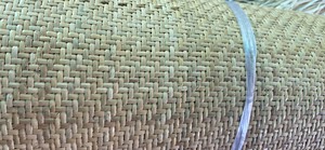 Rouleau de tressage en rotin tissé à la main, matériau en cane naturelle, motif hexagonal pour meubles et décoration - Product Image 5
