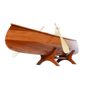 Modèle de canoë Peterborough en bois artisanal, bateau miniature décoratif, décoration nautique pour la maison ou le bureau, cadeau, 59,7Lx12,06Wx15,24H cm - Product Image 4