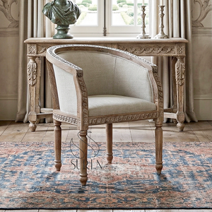 Silla de Comedor de Madera de Diseño Industrial de Última Moda India con Reposabrazos para Uso en Casas de Campo y Salas de Estar - Product Image 1