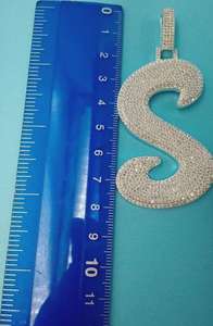 จี้เพชรโมอิสซาไนต์แบบกำหนดเอง ชุบเงินแท้ 925 สไตล์ฮิปฮอป จี้ตัวอักษรชื่อ จี้ตัวอักษรย่อ ผ่านการทดสอบเพชร - Product Image 5