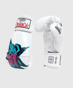 ถุงมือชกมวย YOKKAO Fighter KO Star Logo สีขาว/ดำ หนังแท้ สำหรับมวยไทย คิกบ็อกซิ่ง ฝึกซ้อม แข่งขัน ปิดด้วยแถบตีนตุ๊กแก - Product Image 5