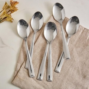 Cucharas de Plata con Mangos Texturizados, Juego de Cubiertos de Estilo Clásico - Product Image 2