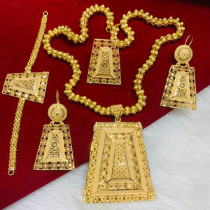 Conjunto de Colgante de Latón Chapado en Oro de 24K con Cadenas de Cuerda y Bokli, Un Gramo, Unisex - Product Image 1